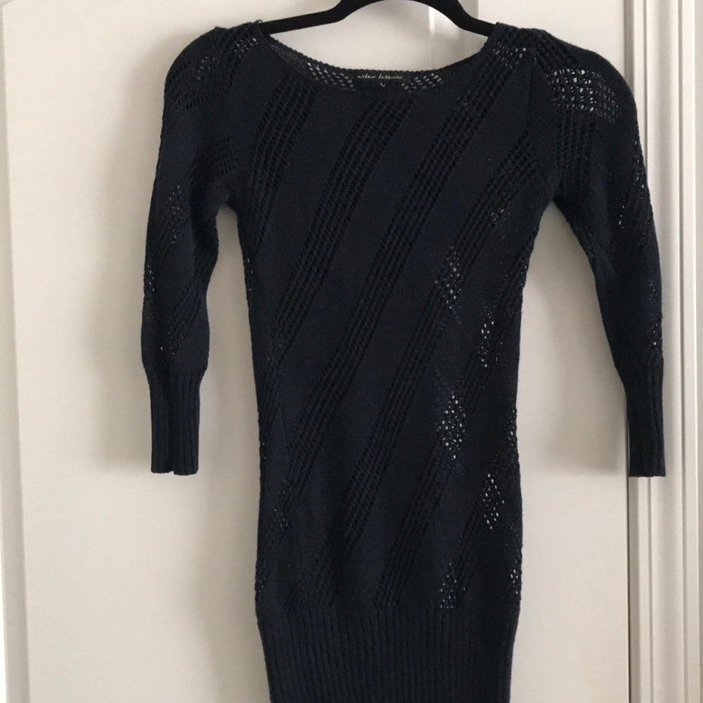 Long, fitted kit sweater with transparent areas